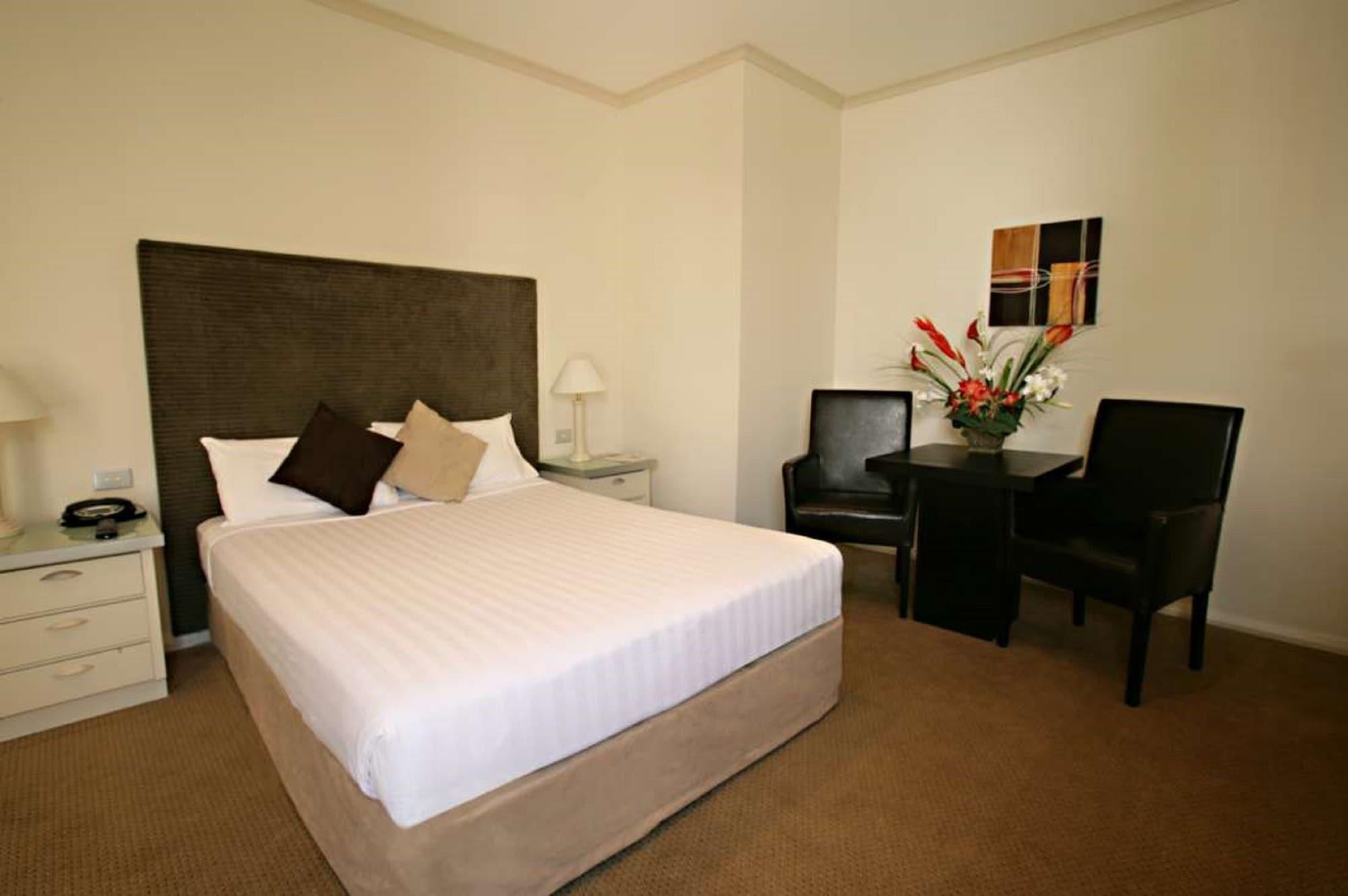 Beau Monde International Hotel Doncaster East Exterior foto