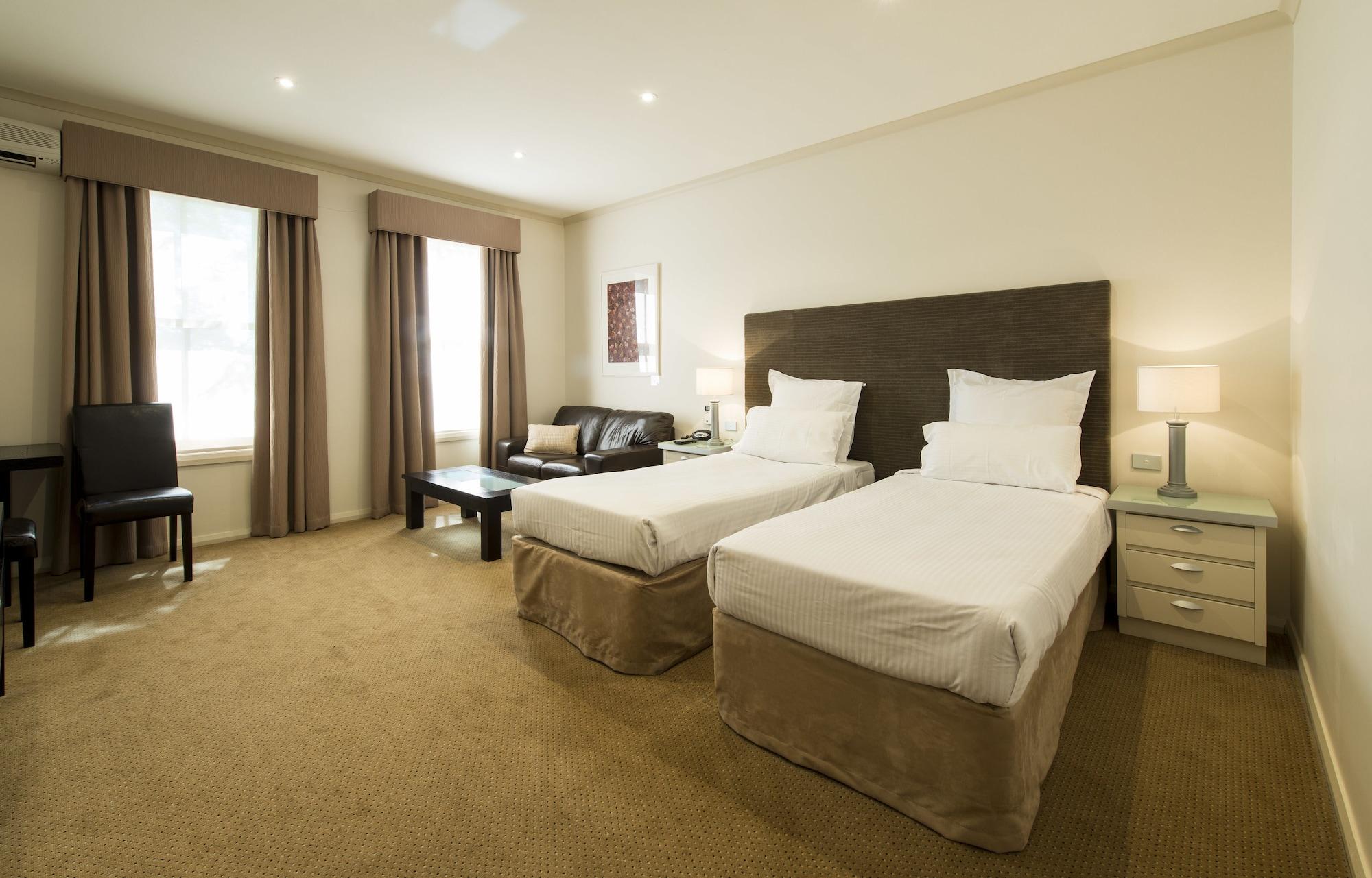 Beau Monde International Hotel Doncaster East Exterior foto