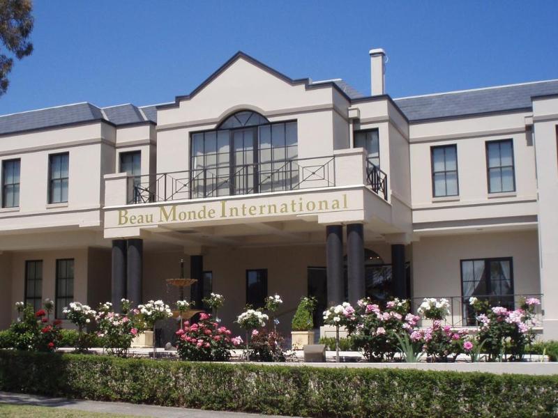 Beau Monde International Hotel Doncaster East Exterior foto